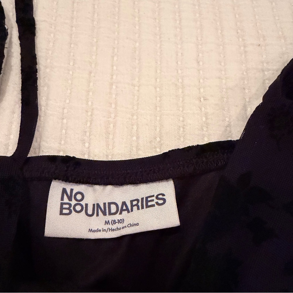 No Boundaries Y2K Black Lace Mesh Lettuce Trim Floral Velvet Women's Cami Size M - Picture 7 of 9